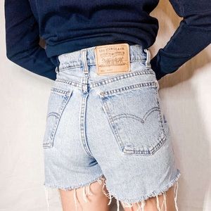 vintage 951 white tag levi shorts